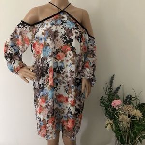 🔥3/$20 Discovery Clothing Company Dress